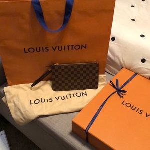 Louis Vuitton Damier Ebene Pouchette